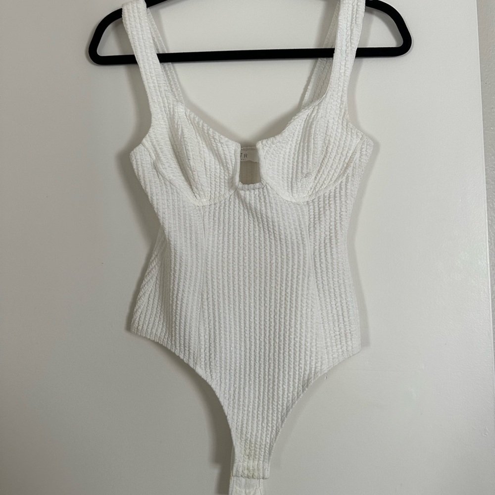 ASTR the Label Bodysuit - size Small